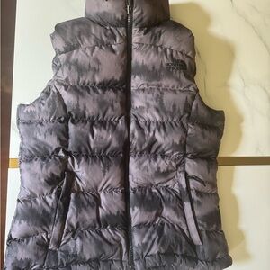 THE NORTH FACE VEST SIZE-small